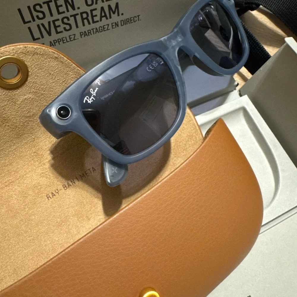 Ray-Ban Blue Sunglasses